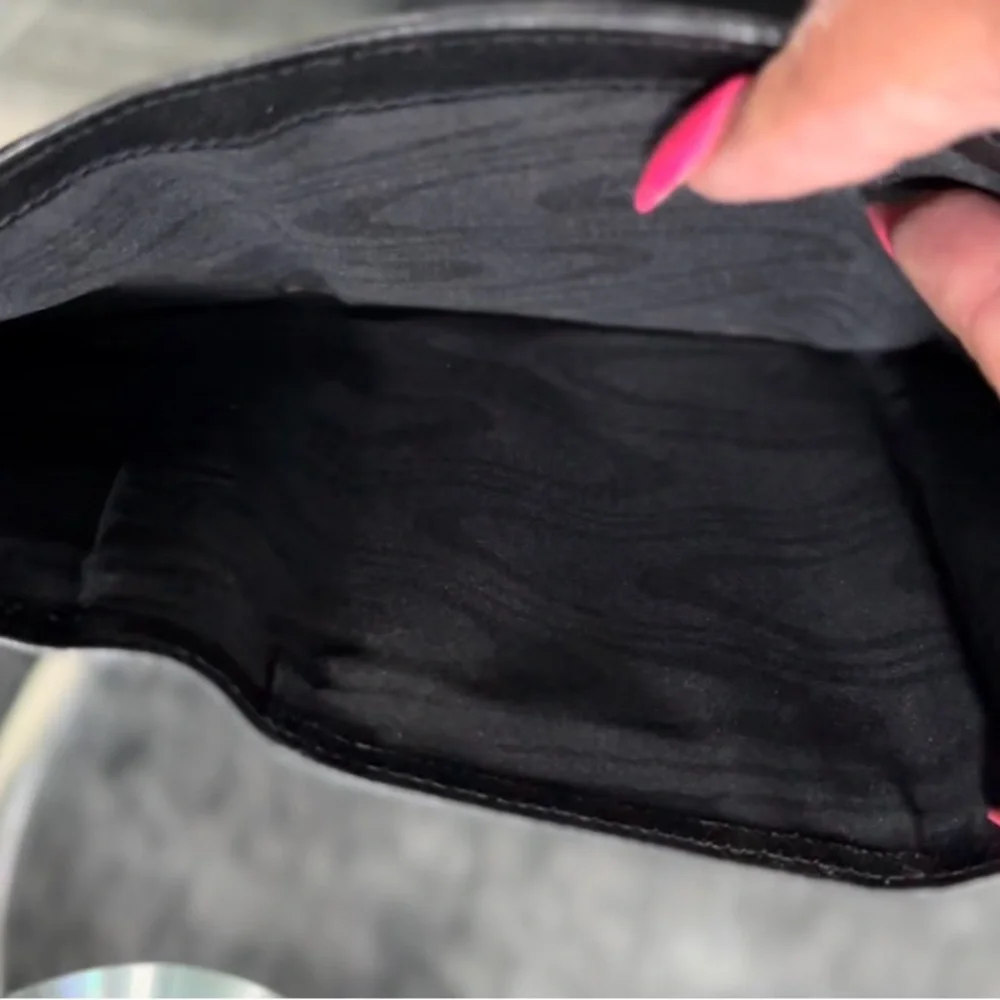 Authentic Large Black Saffiano Leather Prada Wallet - Picture 4 of 5